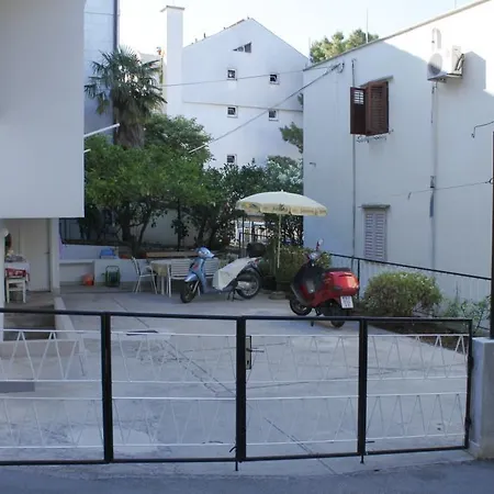 בית הארחה Double 6778b 3*
